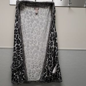 Chico's  1sweater vest with pockets animal print